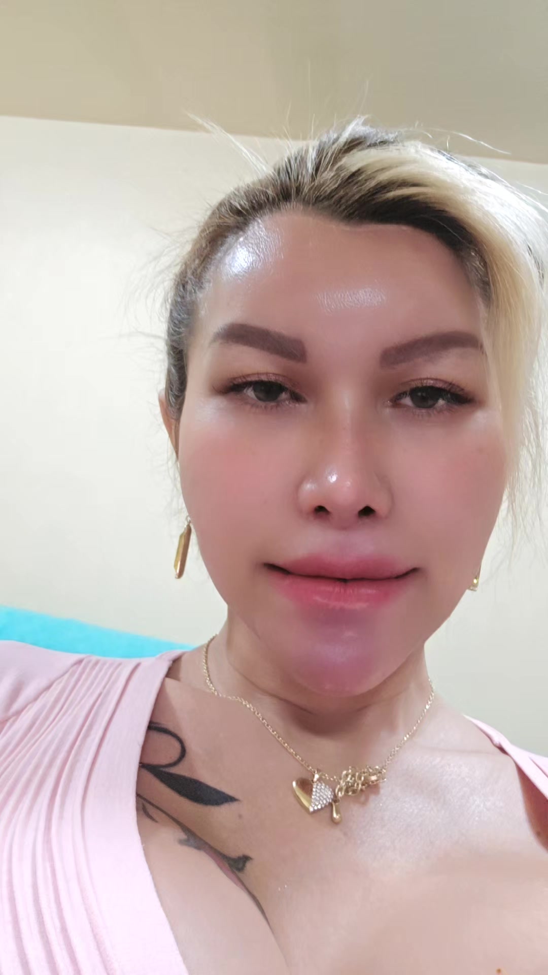 @korina pastrana trans