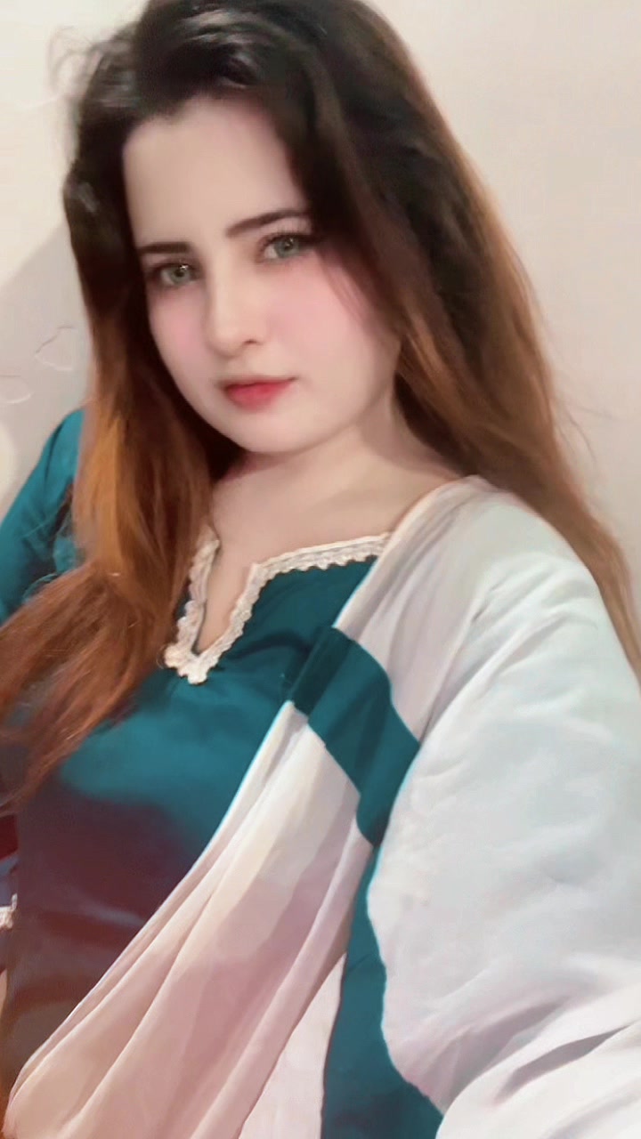 @Aira Khan