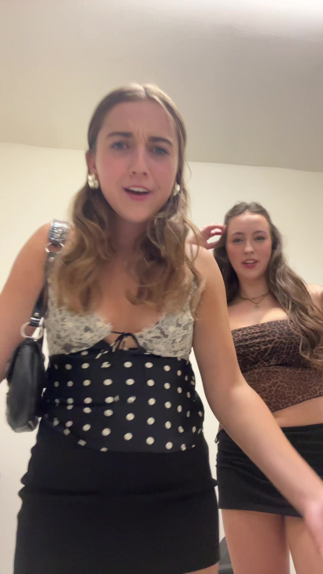 @theaaaa