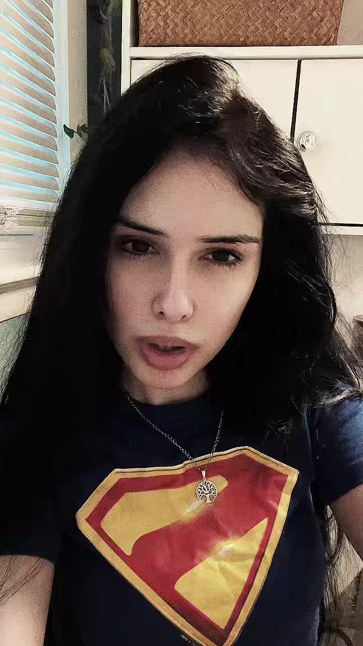 @Maria🦇
