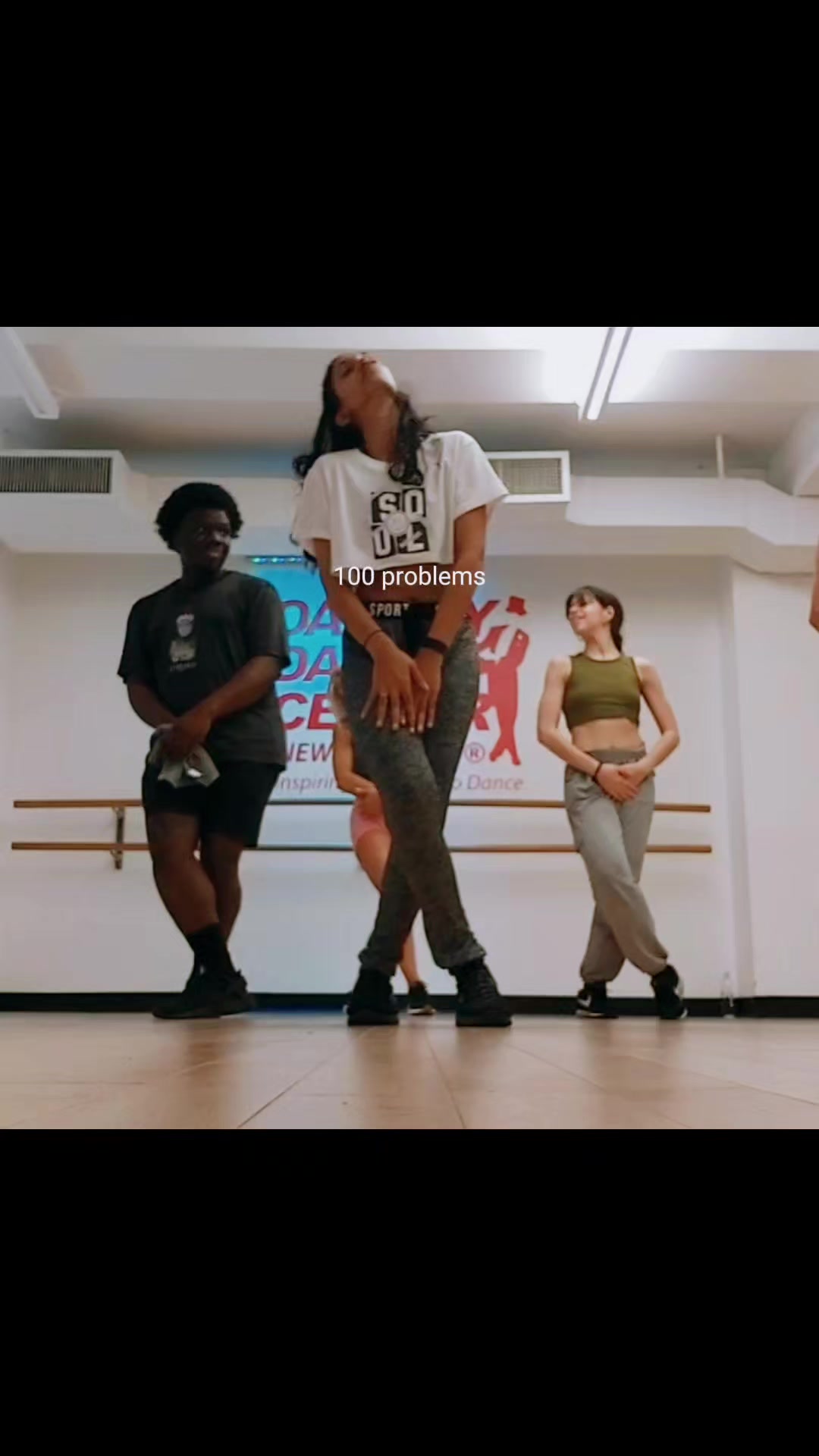 @P&agrave;nda 🐼 the Dancer
