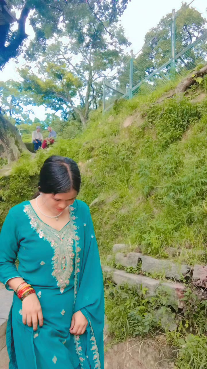 @🥀TamangNi🦋Rani 👑🌺