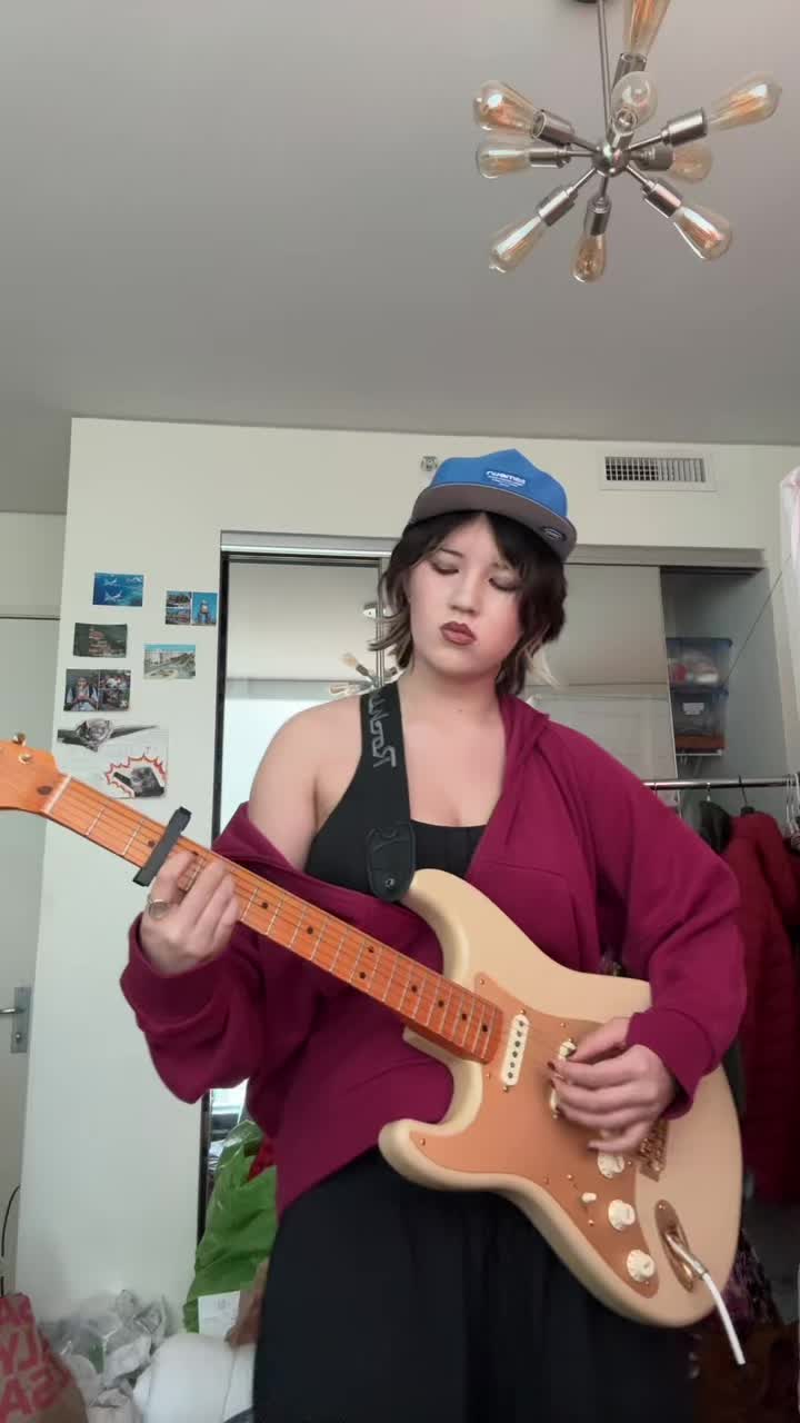 @harveybellum