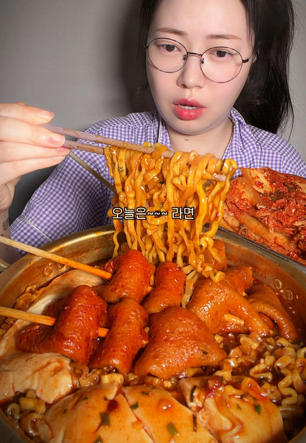 @잘먹는입큰언니