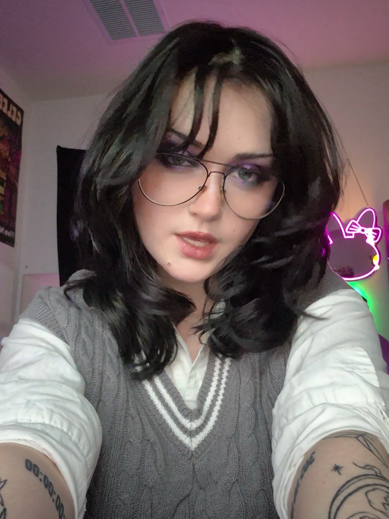 @Lizzinno