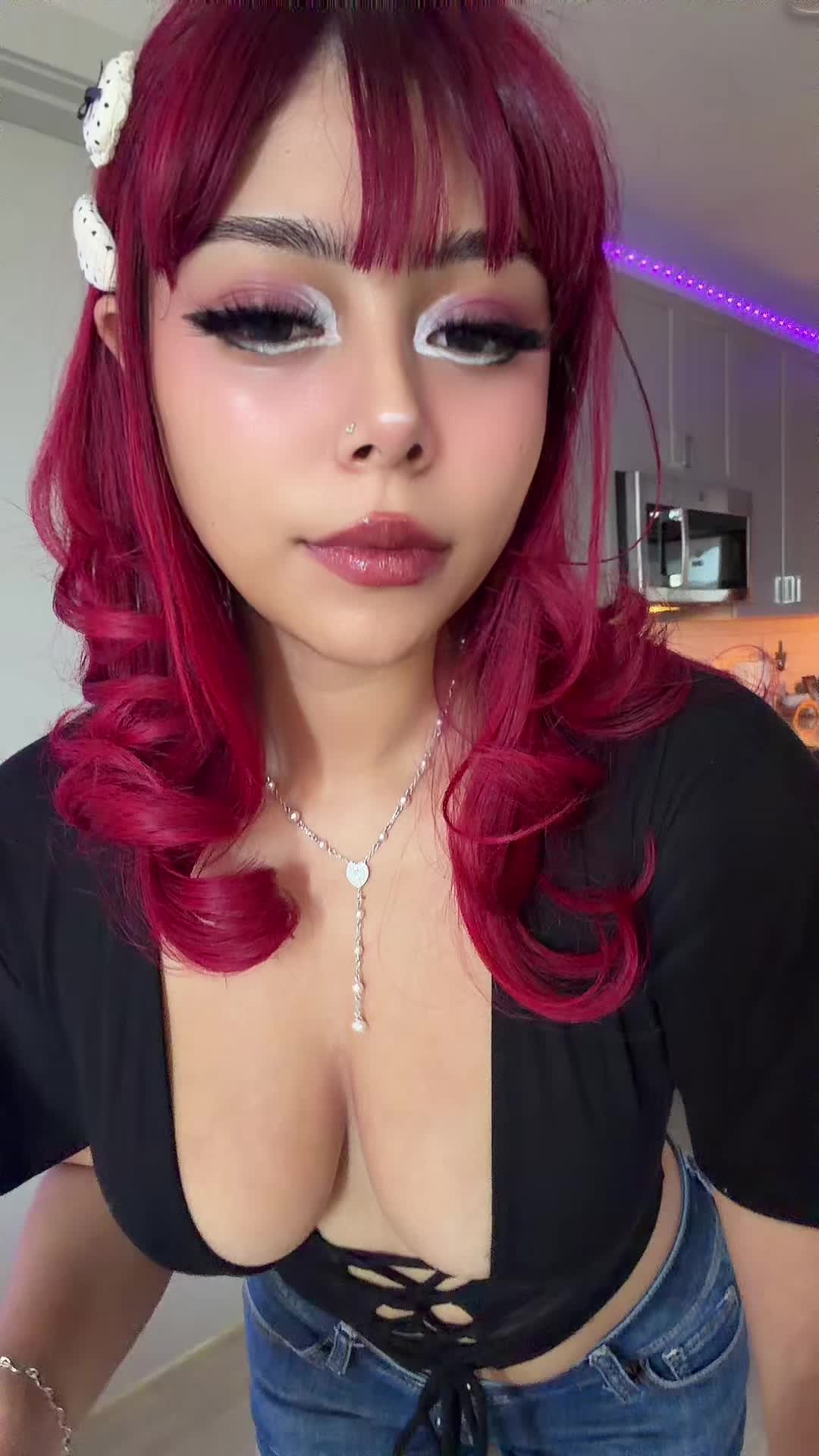 @Anita😽💖