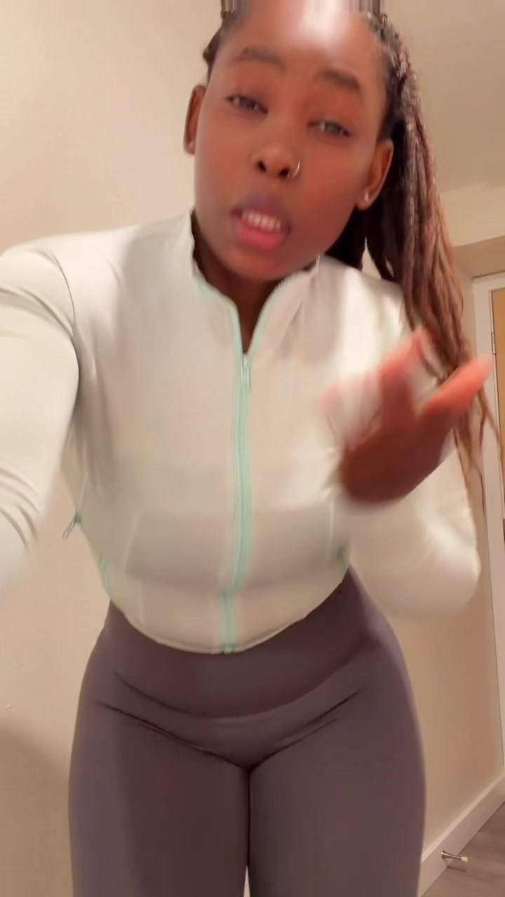 @Proud _ Chubby _Girl 🍑 ☁️