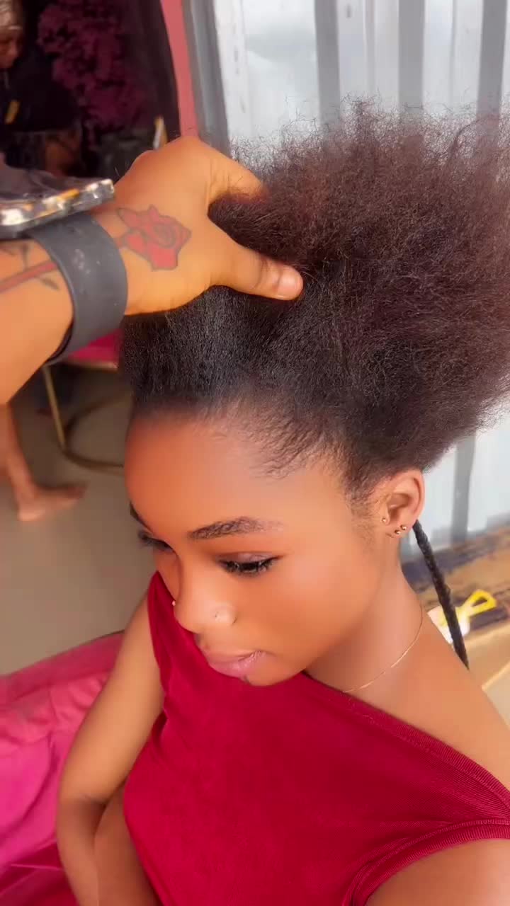 @ROSHEEDAT🎀🥂🌸❤️