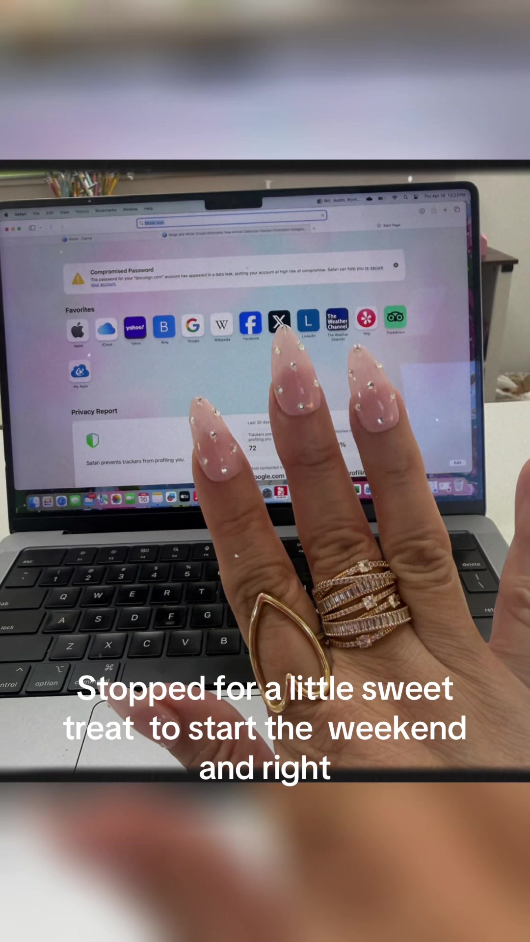 @planningwithlovenglitter