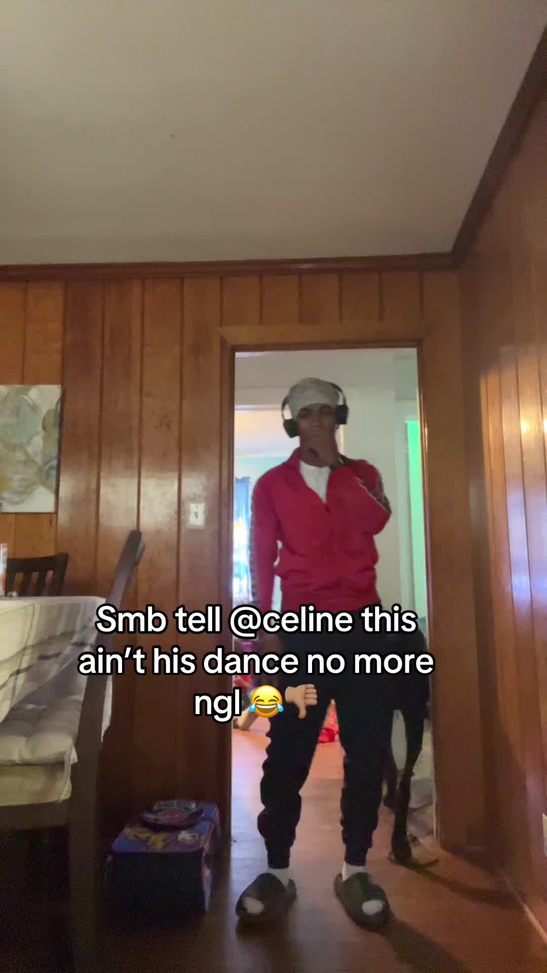 @Moneyydontsleep