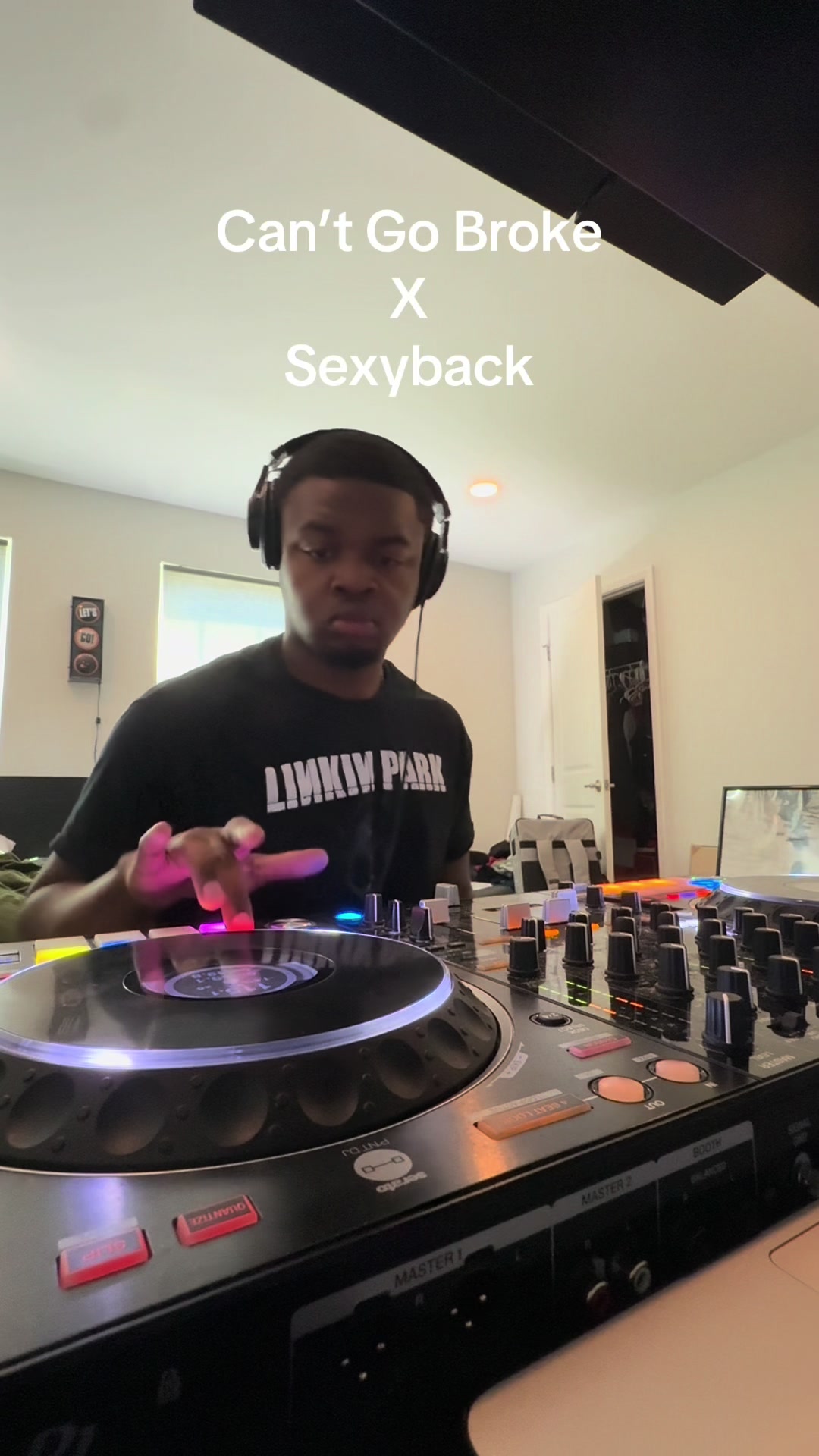 @DJ Vic