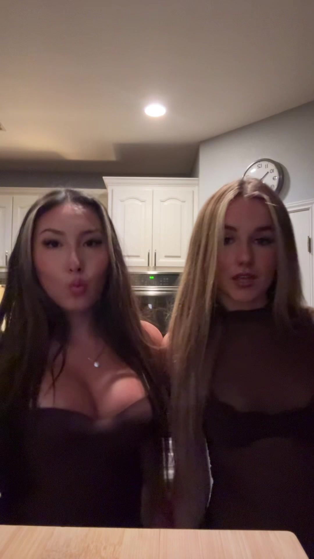 @reina