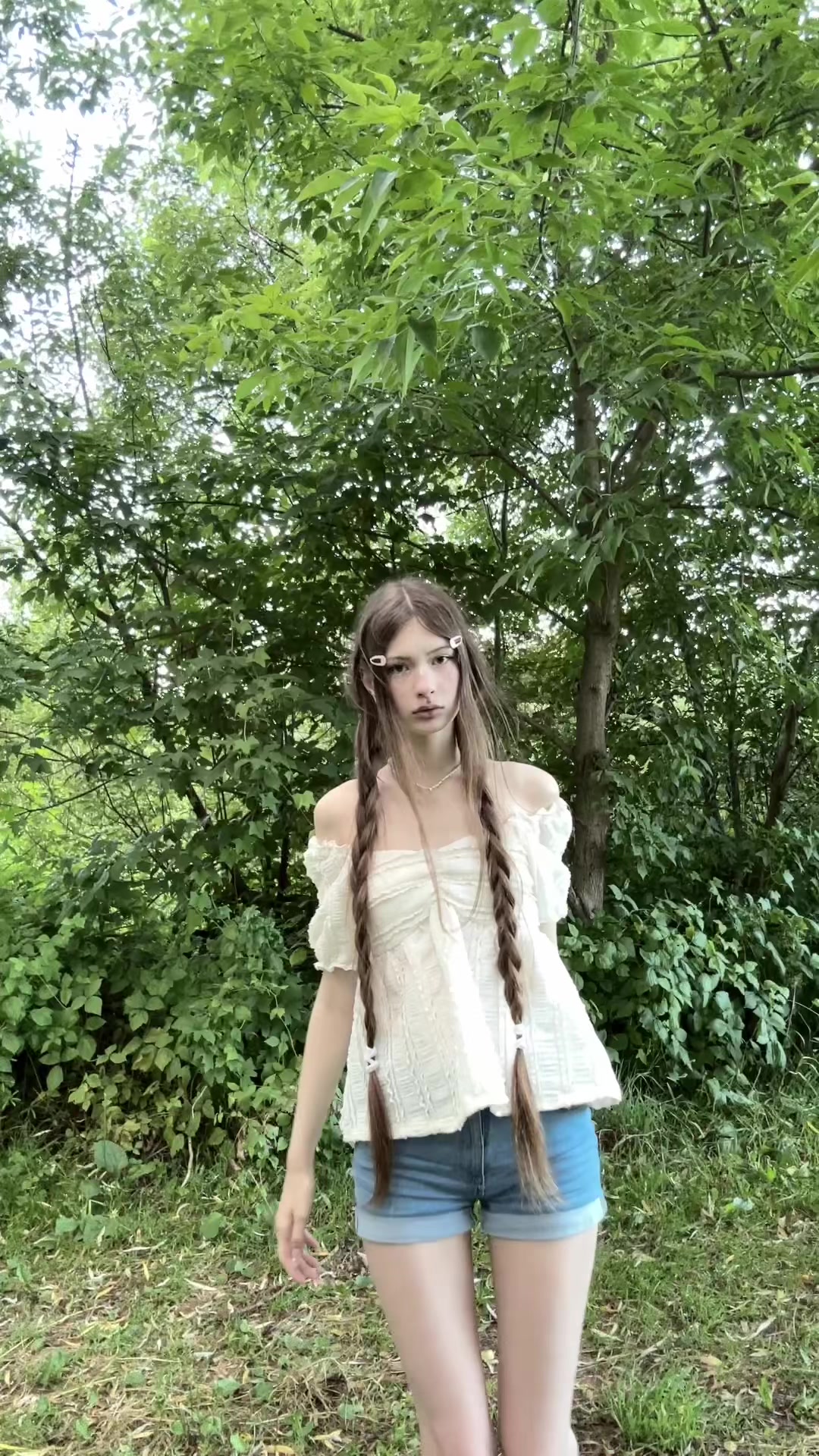 @элинотси