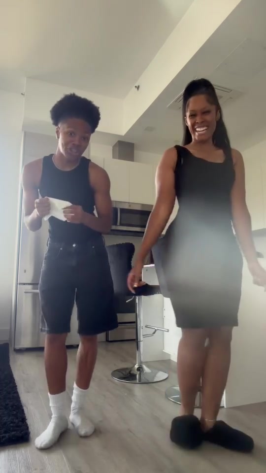 @_Shai_