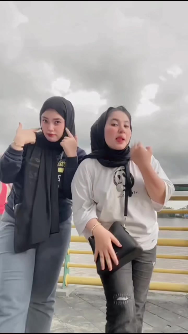 @Ummy
