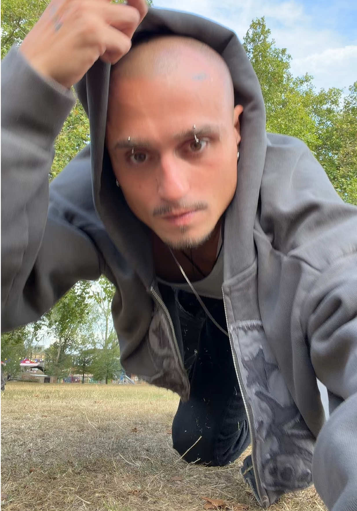 @ethanlaraa