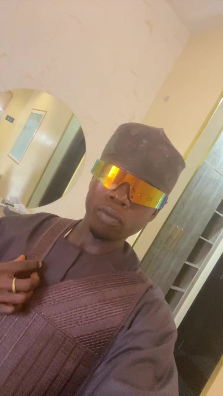 @Mara small 001😎🤬