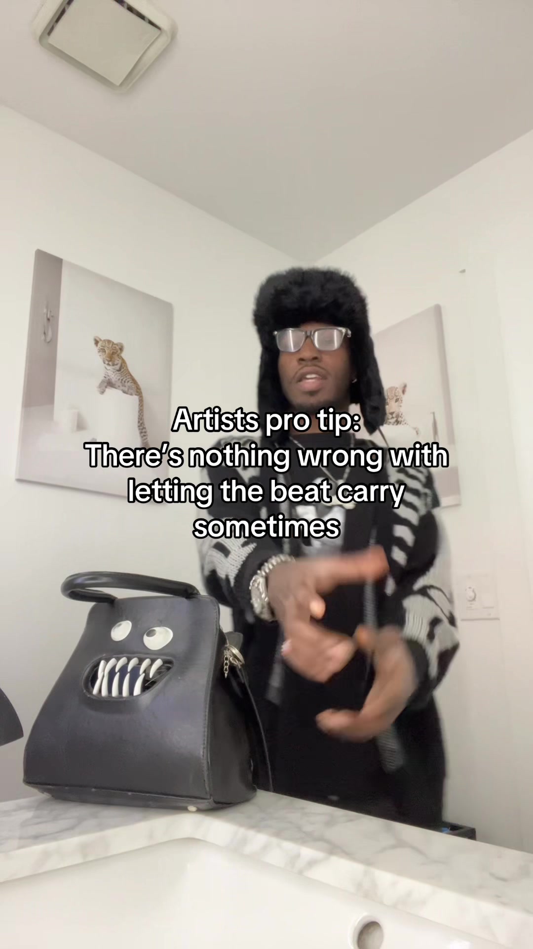 @Vyne