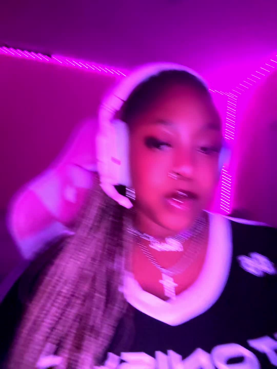 @jonaya17