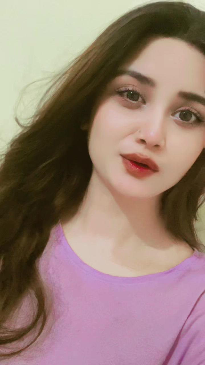 @Emaan🕊️✨