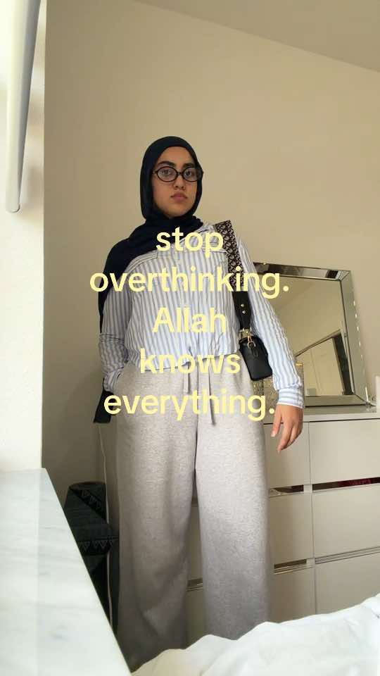 @AmiraInVogue