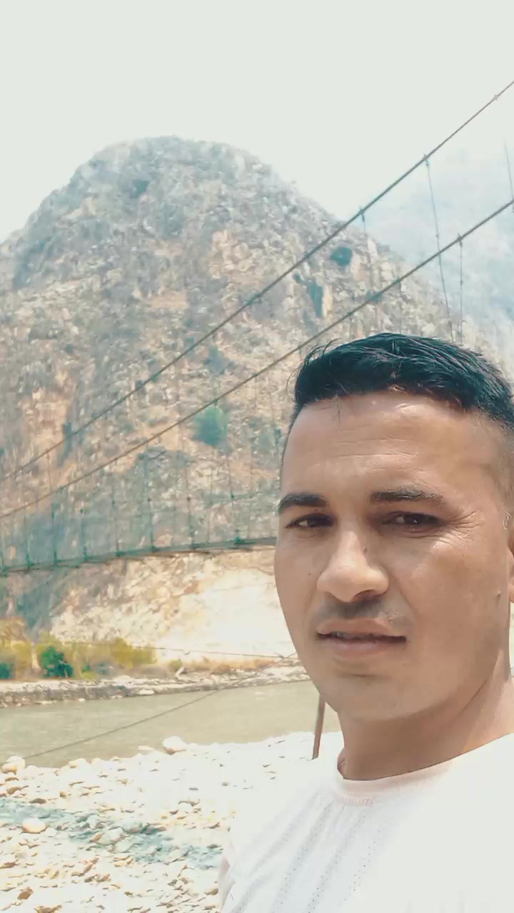 @गन्तव्यविहीन यात्रा
