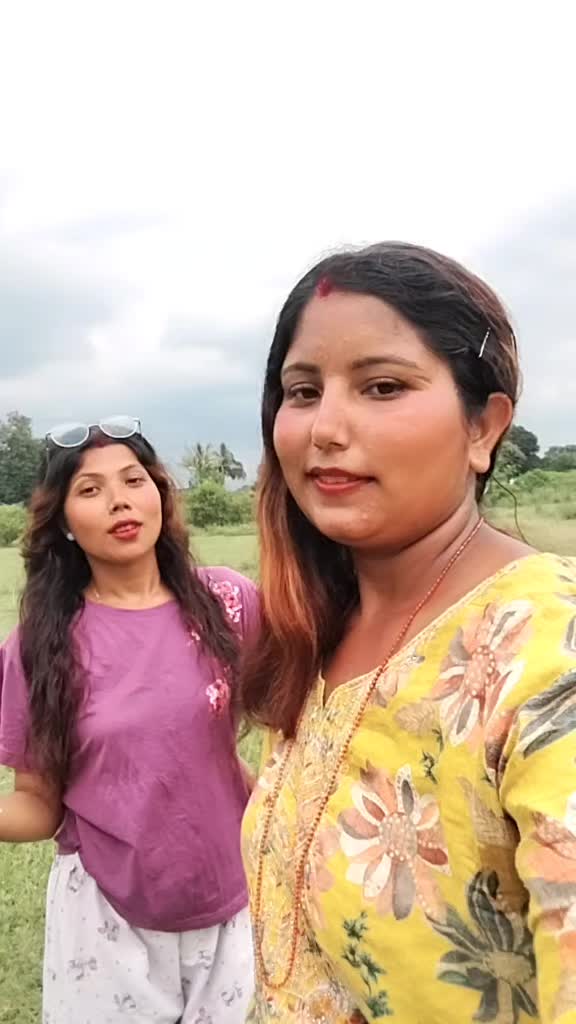 @सपना राउत ।,,,,,,