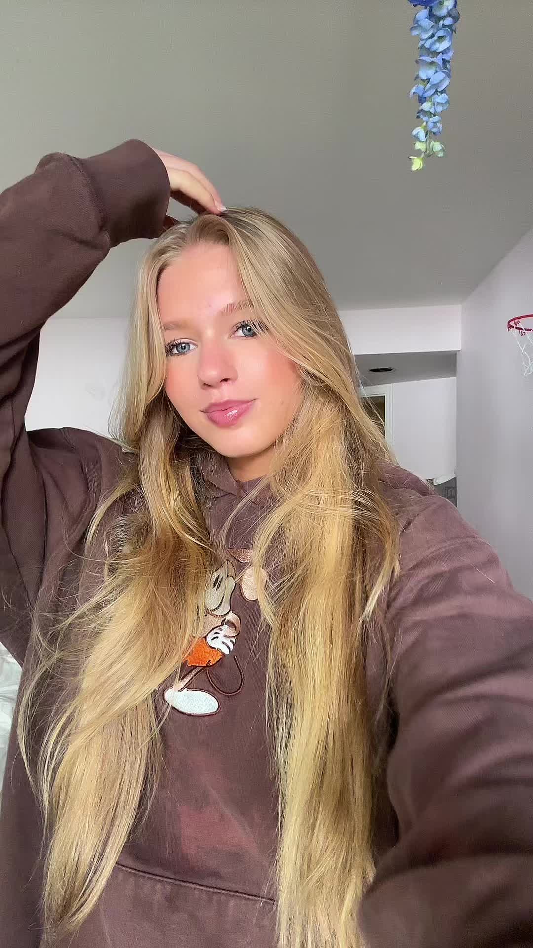 @🕺
