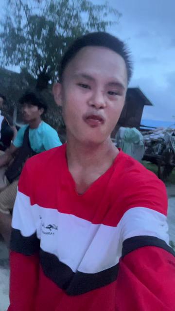 @&Scaron;&oslash;ē Țĥ&icirc;ĥ&atilde; [အိမ်ပြေး]🇨🇳