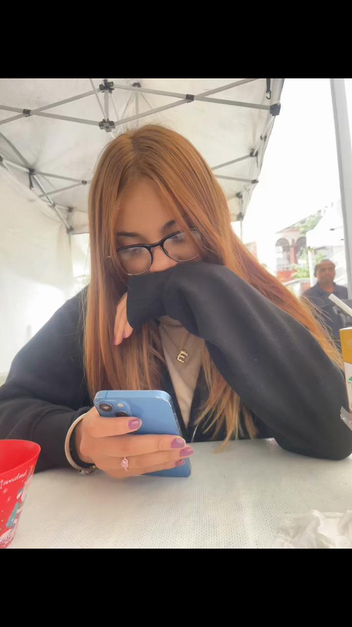 @👻