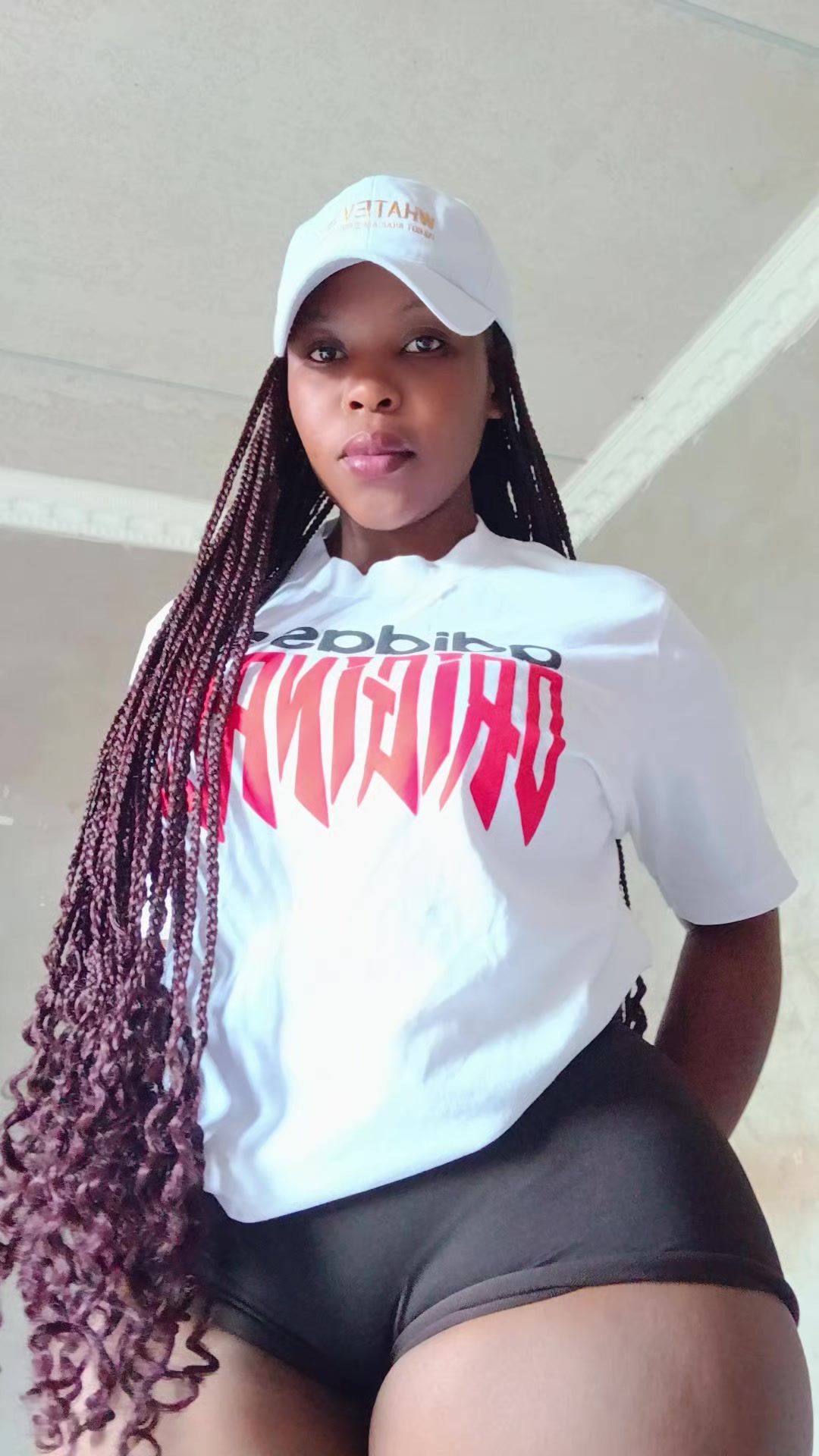 @Nikiwe.
