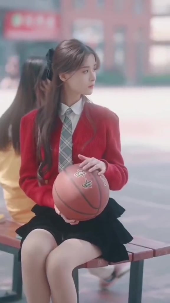@孟娜