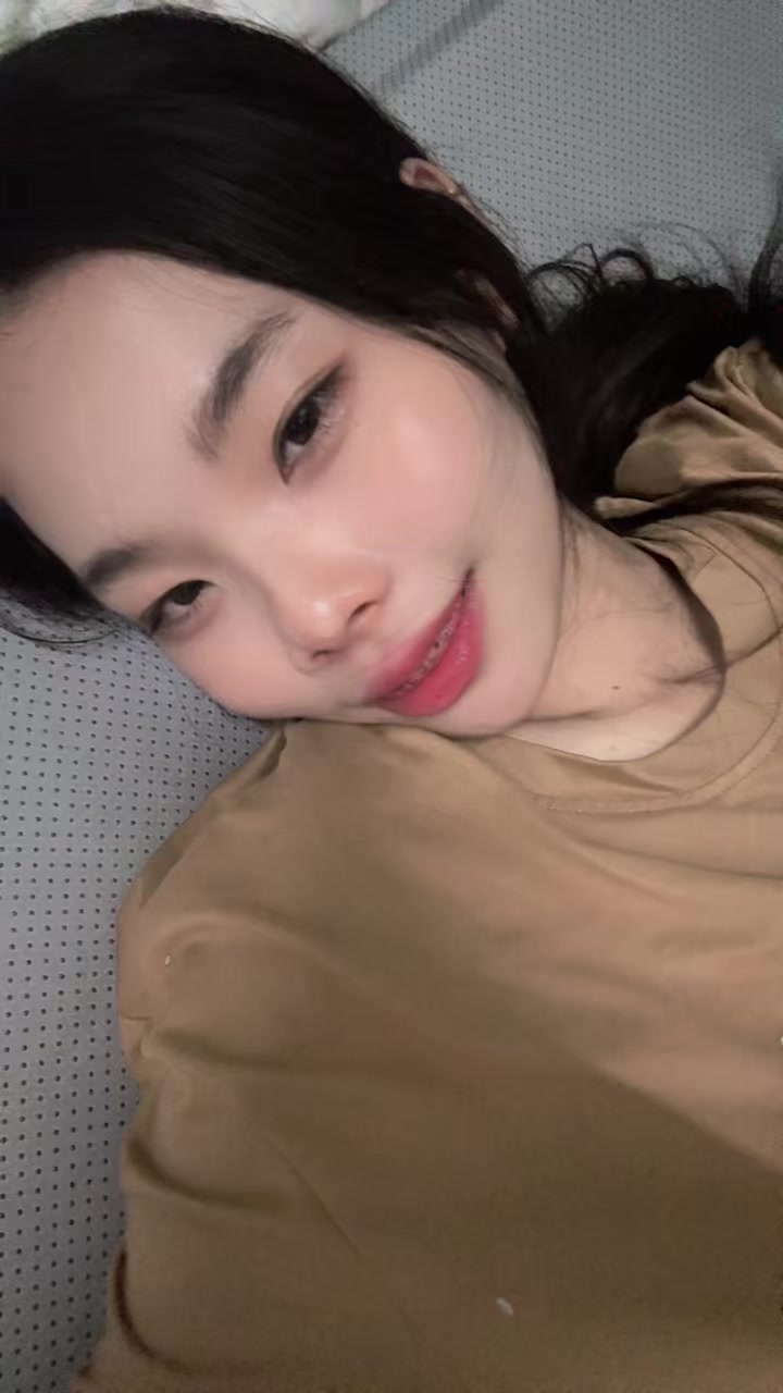@𝑵𝒖𝒕𝒕𝒐♡🌻