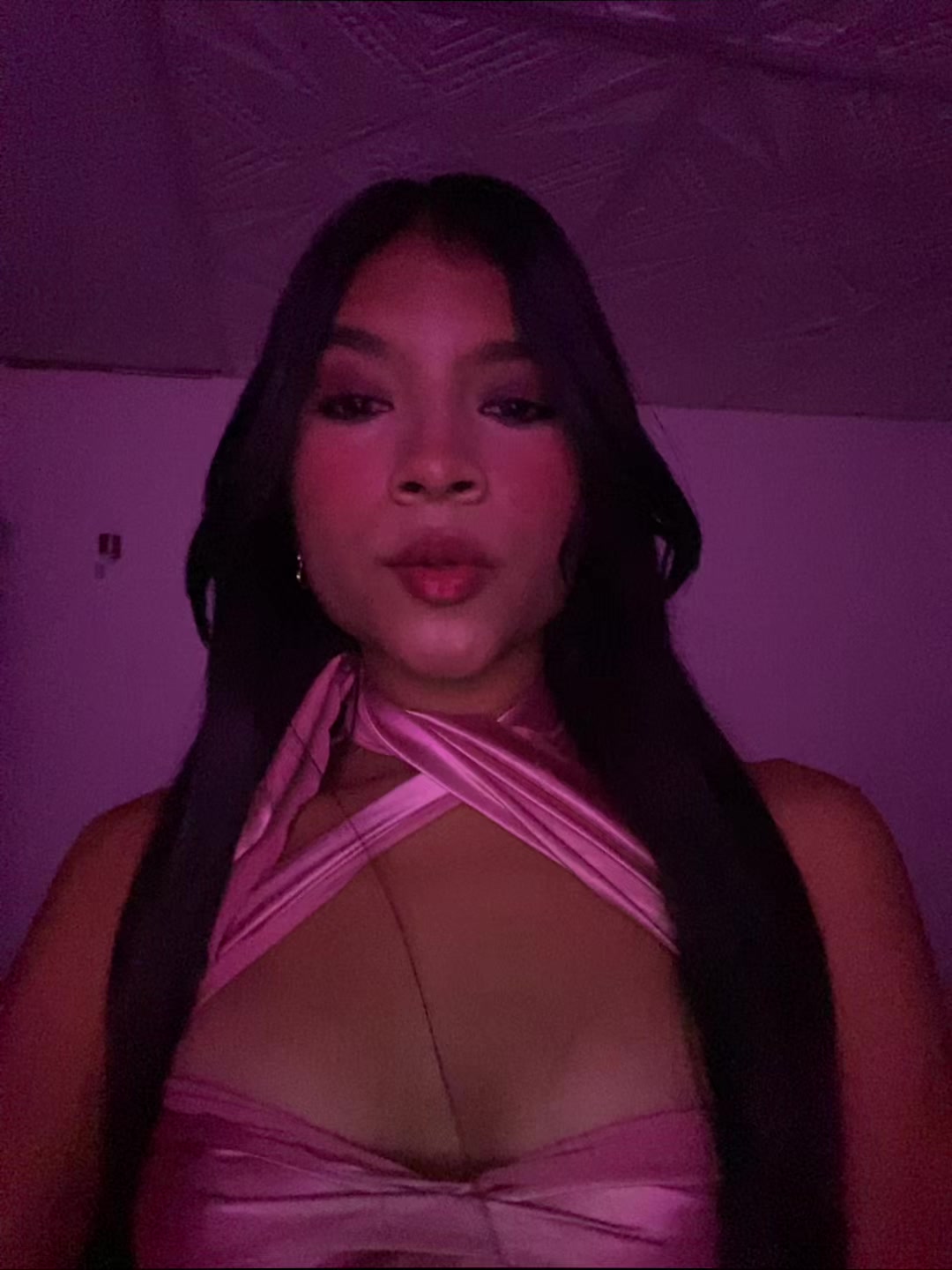 @🦦