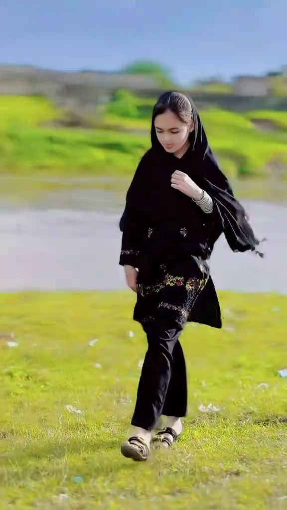 @๐คทโ๏ธHabiba๐khan๐