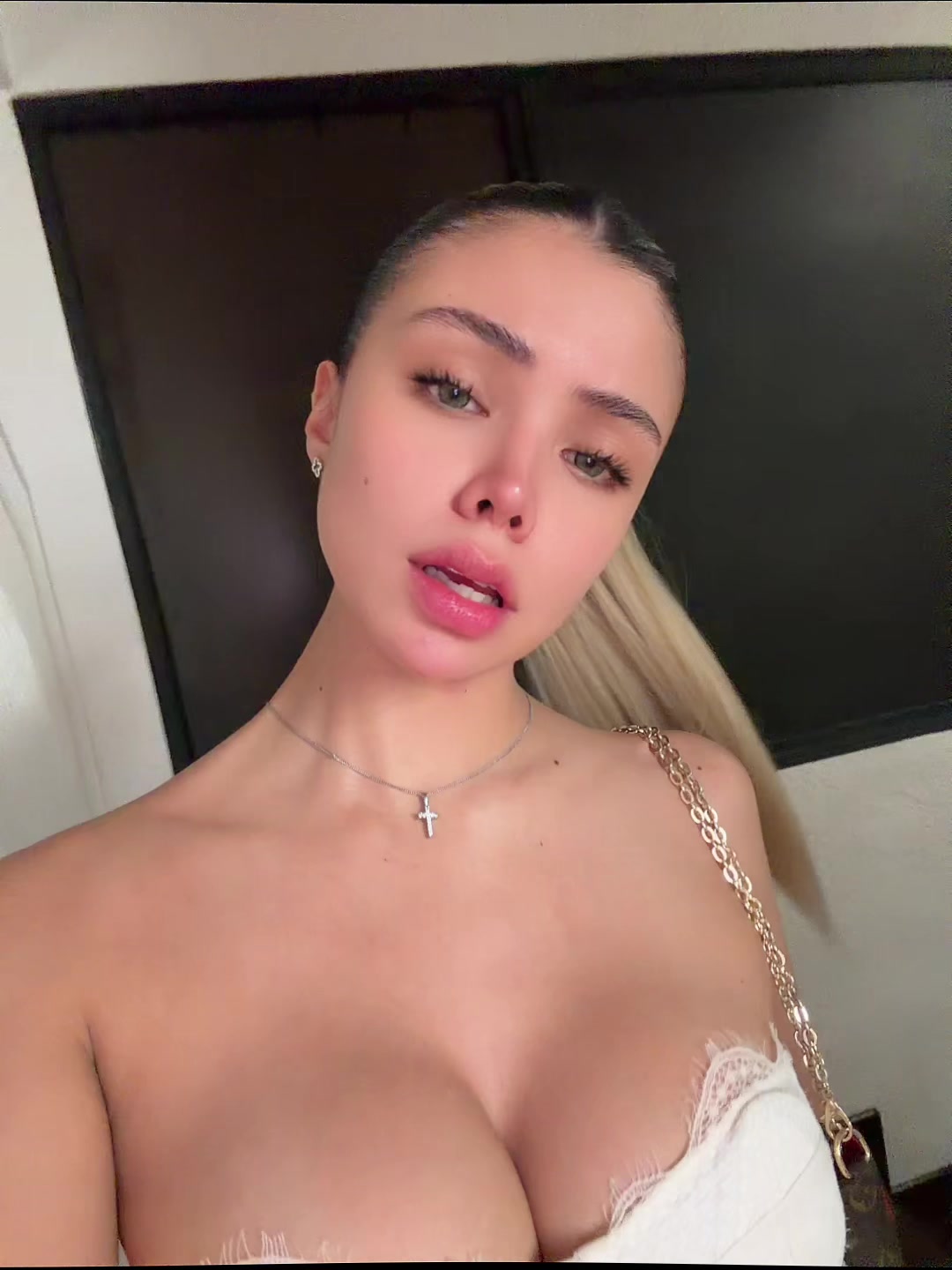 @Pamela Correa