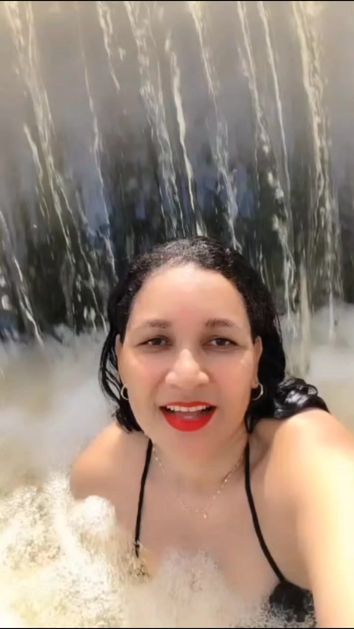 @paola Santos