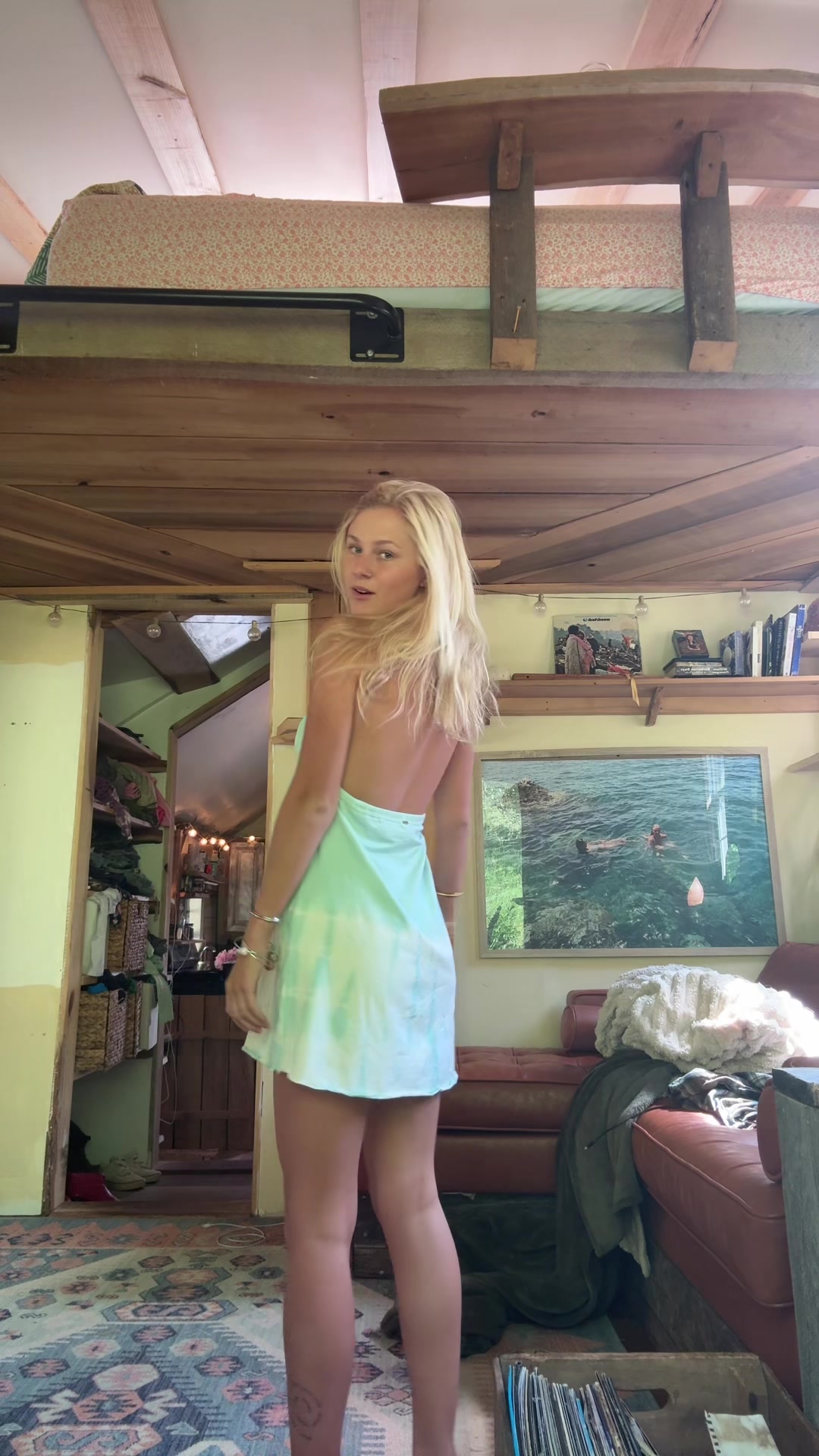 @Vi