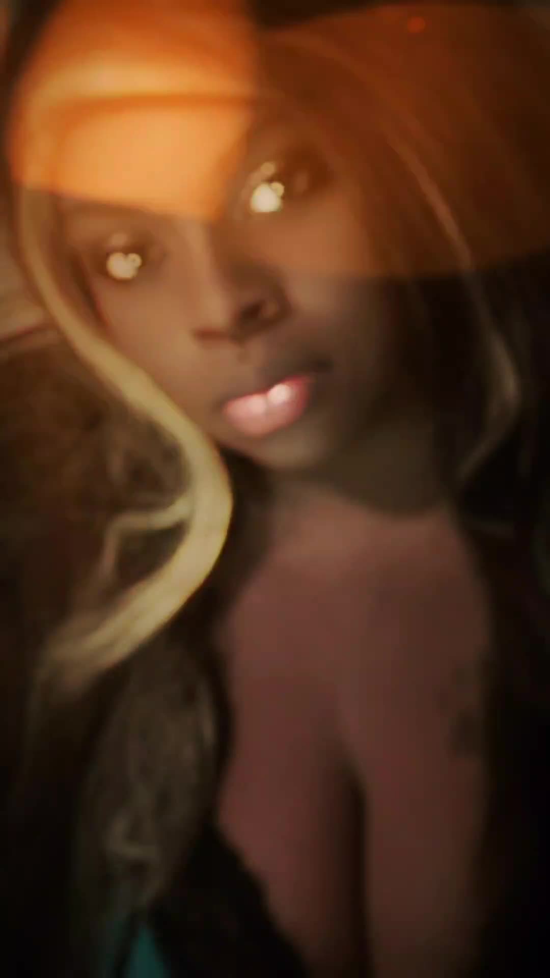@🦋🦋Chocolate Mommy🦋🦋