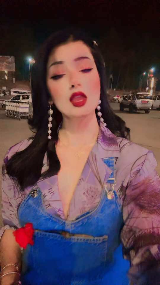 @KayaPaudyal10💔🖤