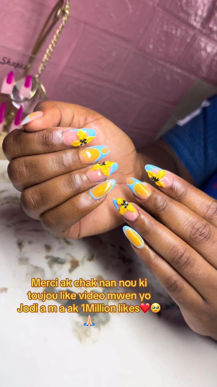 @bébénoir_nails💅🎀
