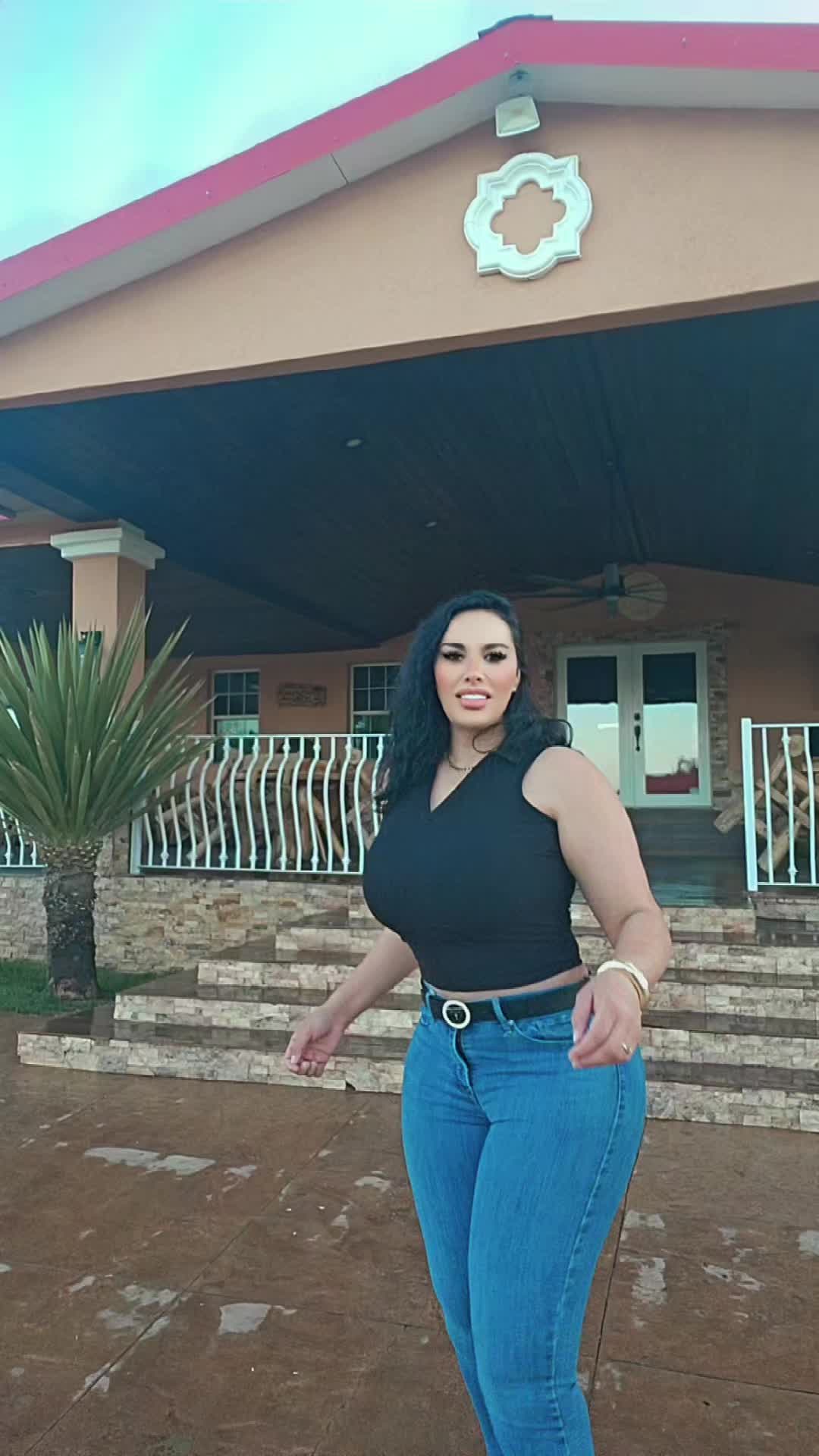 @Cinthia chumacero