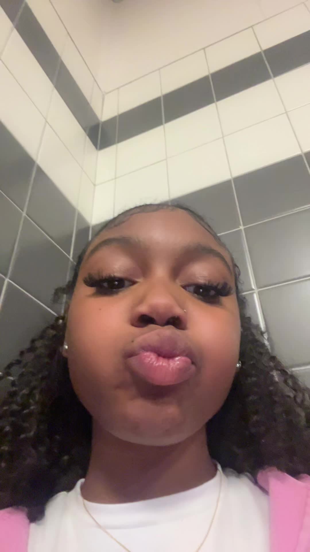 @lady40