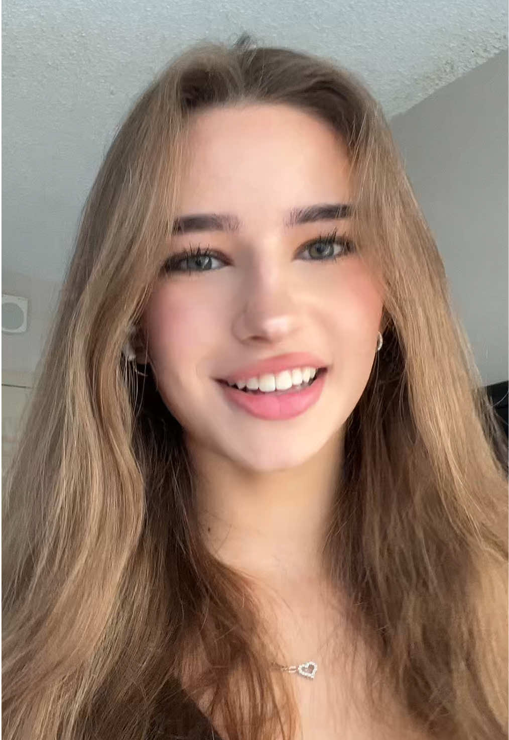 @lizka