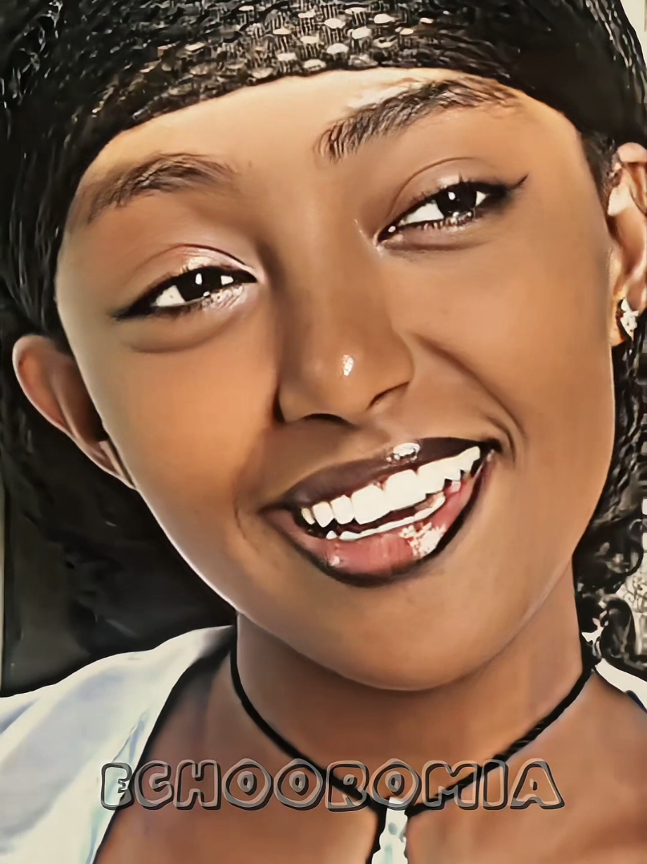 @echooromia