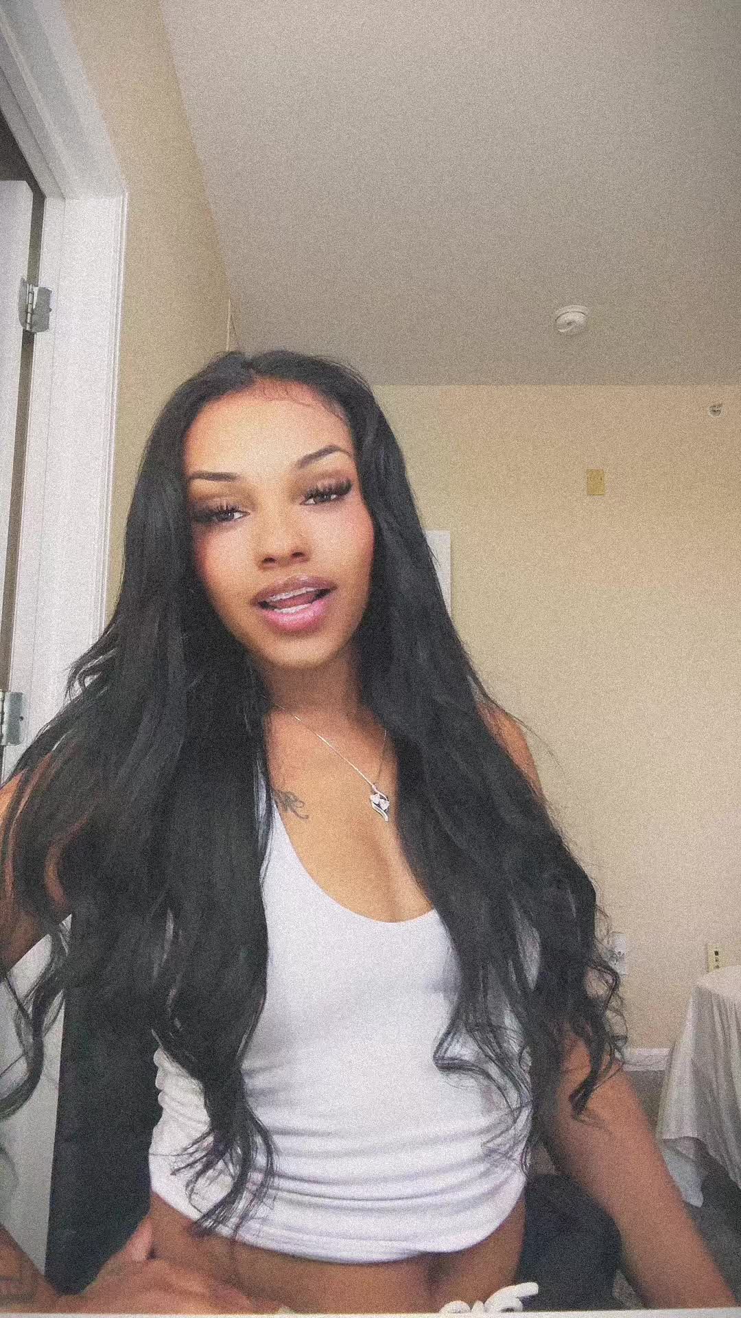 @JadaJay_💛
