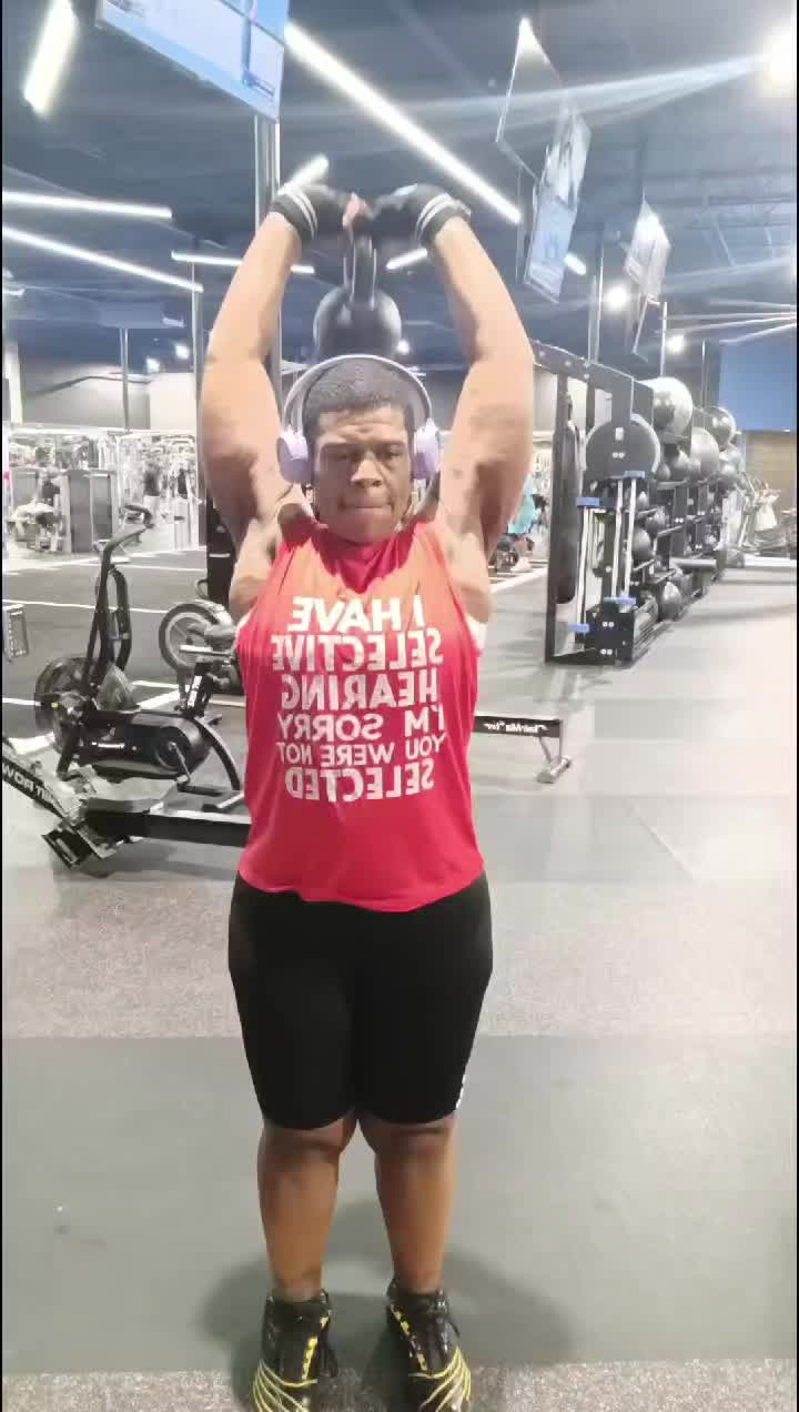 @locaknoni