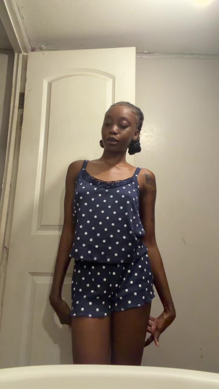 @skinnyminnie787