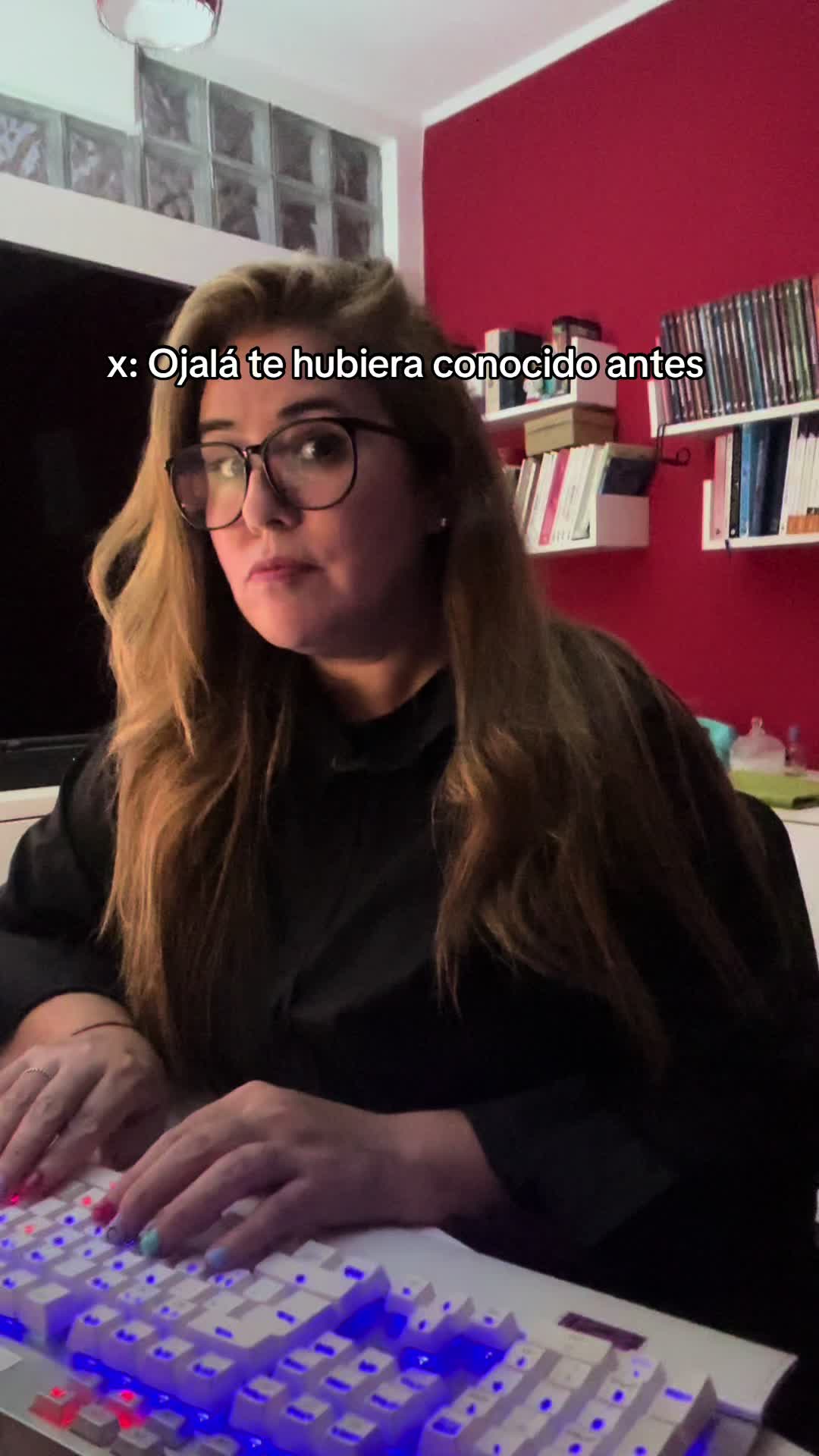 @lauraavz