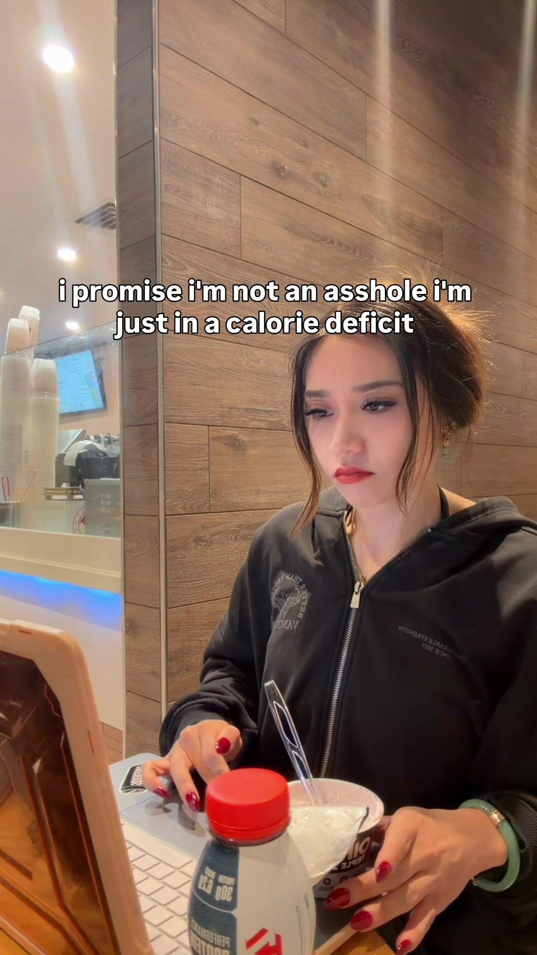 @danigoingsfit 𒉭